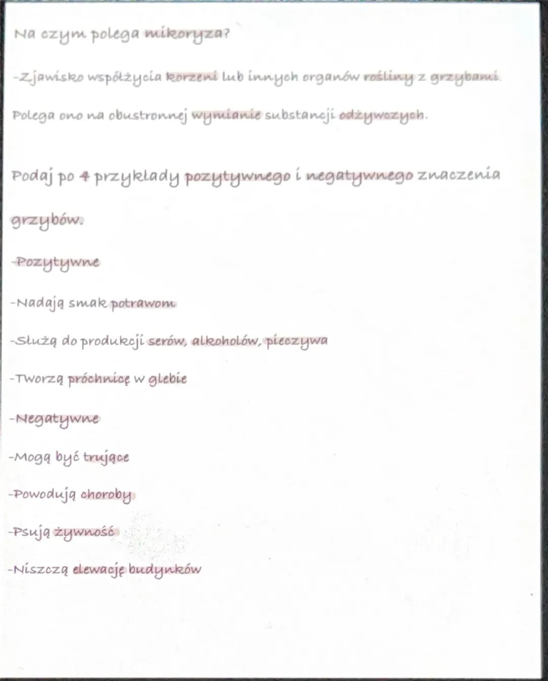 --- OCR Start ---
Wirusy, bakterie, grzyby
Dlaczego wirusy nie są zaliczane do żadnych z królestw?
-Ponieważ nie spełniają wykonują funkcji 