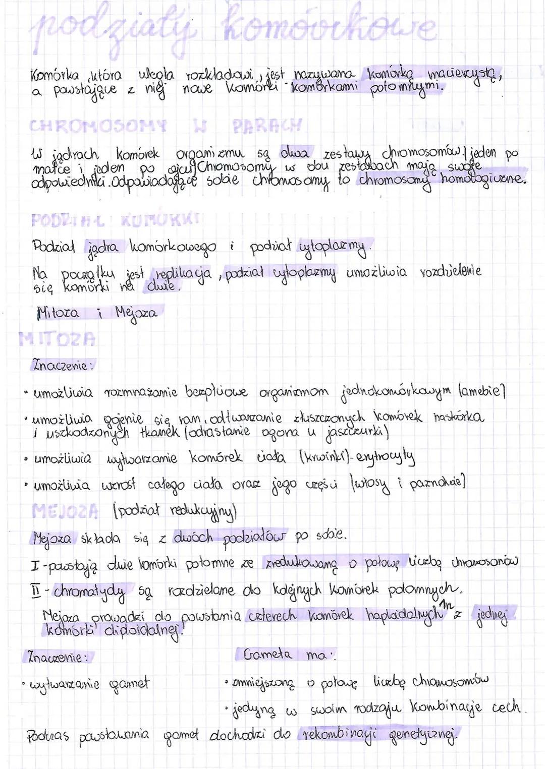 podziały komóvchowe
Komórka która uległa rozkładowi, jest mazywana komórką macierzystą,
powstająue z niej nowe komórki kom Brkami potomnymi.