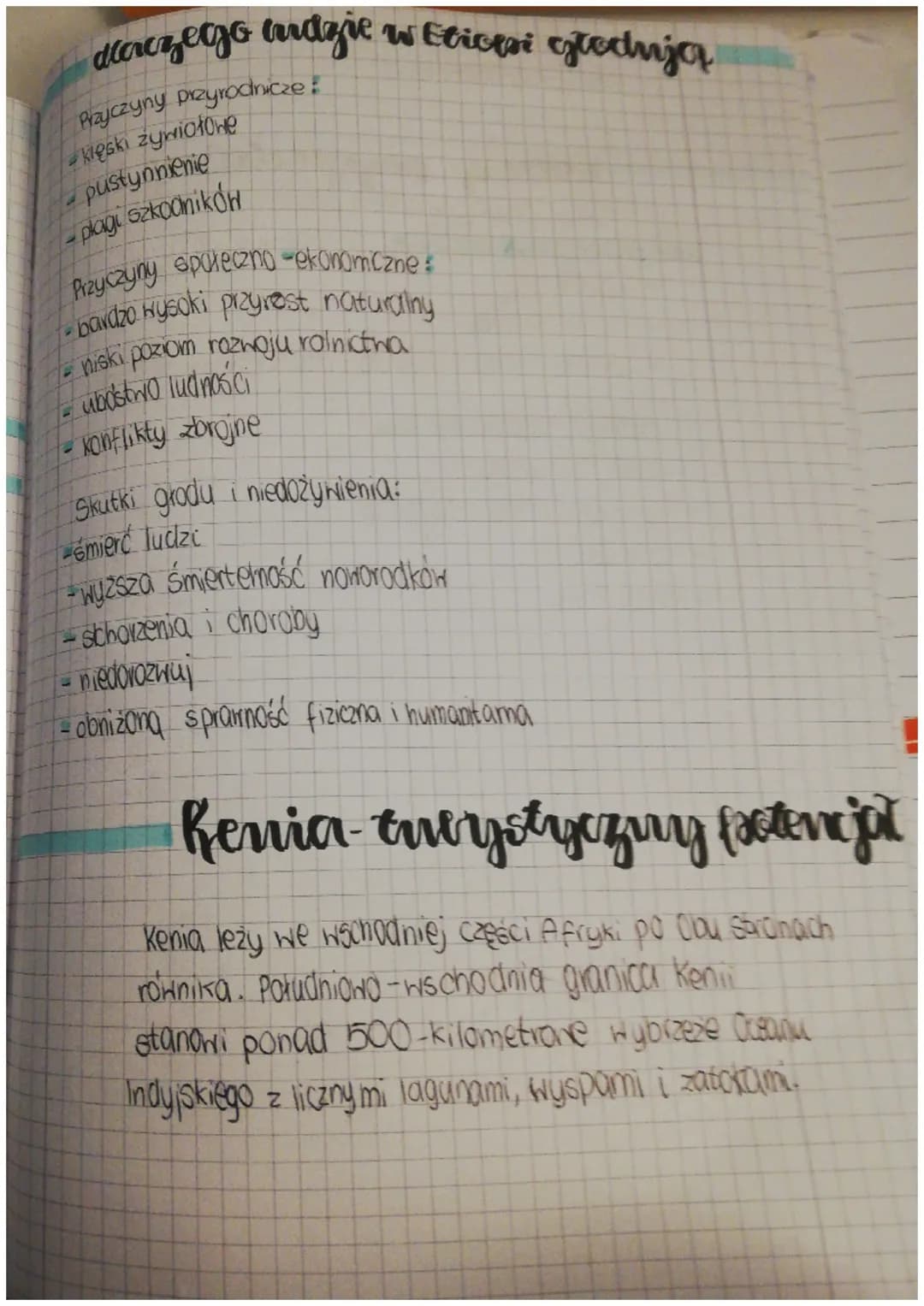 AFRYKA
Afryka to kontynent wyżynny.Leży na wszystkich 4 potkulach
Linia brzegowa Afryki jest słabo rozwinięta:
-naj wyspa-Madagaskar
- naj. 