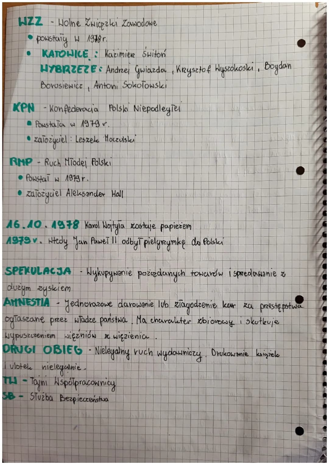 POCZĄTKI OPOZYCJI DEMOKRATYCZNEJ W POLSCE
Ezzerwiec 1876.
lustoica
• braki podstawowych produktów w sklepach.
25 czerwiec 1976 -> wybuchły s