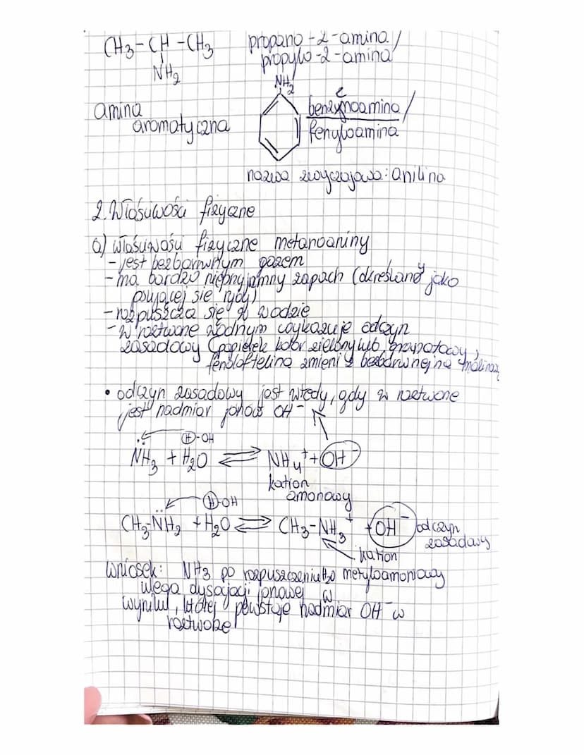 Temat: Charakterystyka amieln
1. Aminy to pochodne amoniaku, w których, 1, 2 lub 3
atomy wodoru zastąpiono grupami węglowodorowym...
Struktu