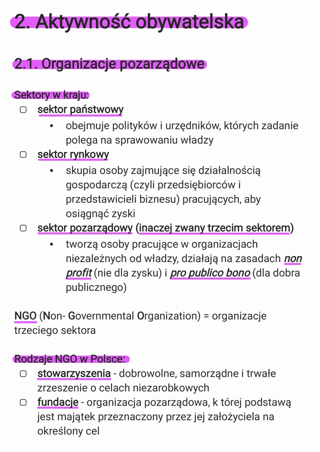 2. Aktywność obywatelska
2.1. Organizacje pozarządowe
Sektory w kraju
O sektor państwowy
●
obejmuje polityków i urzędników, których zadanie
