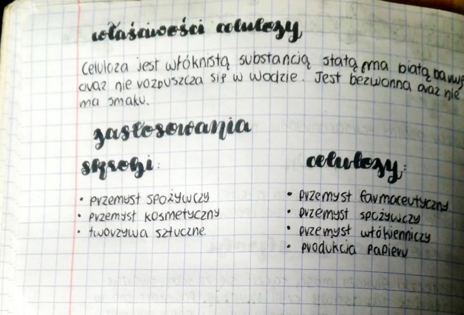 thechie i celuloza
POLISACHARYDY
wzór
Wzóv ogólny polisachavydów ma postać:
(C6H1005)n
gdzie n to liczba naturalna o dużej wartości, vóżna d