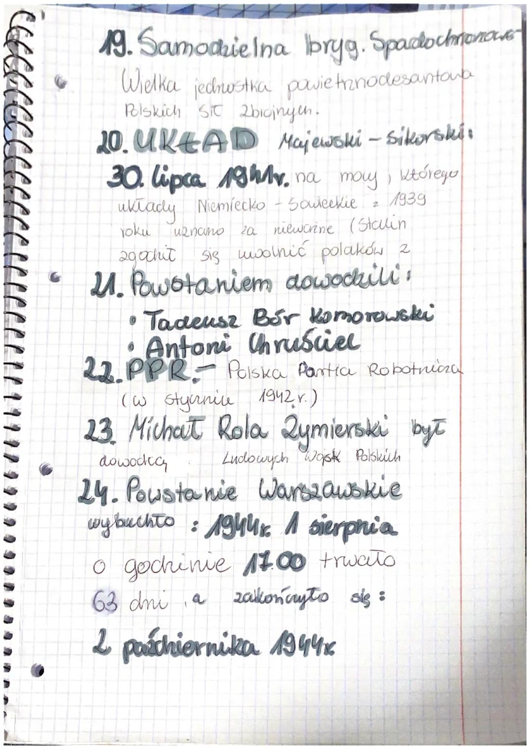 1. 2 pozostałych terenów utważono
Generalne Gubernatorstwo
ze stolica w Krakowie, a szem
byt: HANS FRANK 1939.
2. Niemcy pod koniec wreśma p