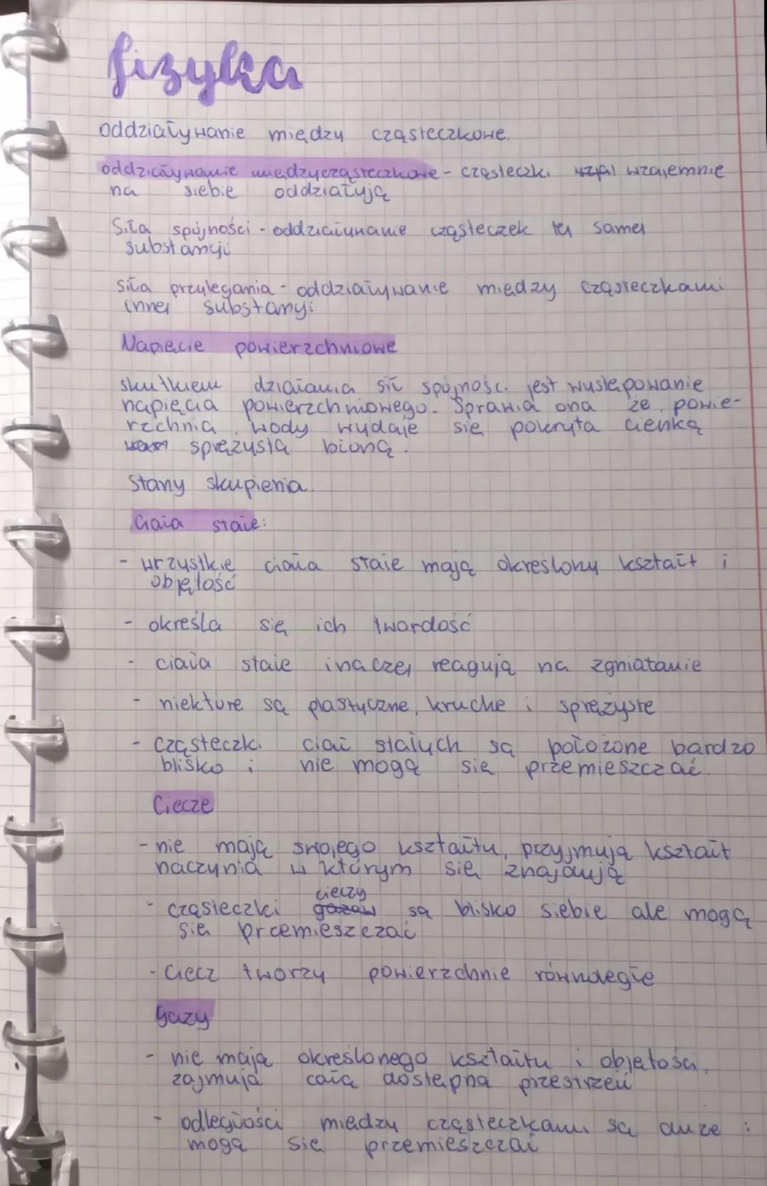 fizyka
Oddziaływanie między cząsteczkowe.
oddziaływanie międzycząsteczkowe- cząsteczk. Haal wzajemnie
oddziałują
na
sebe
Sila spójności - od