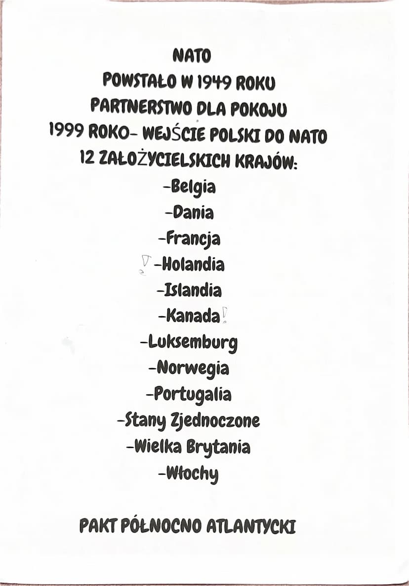 EDB-
BEZPIECZEŃSTWO
BEZPIECZEŃSTWO_ STAN, W KTÓRYM NIE WYSTĘPUJE
ODCZUCIE ZAGROŻENIA
BEZPIECZEŃSTWO NARODOWE- PROCES.
NA KTÓRY WPŁYWAJĄ DZIA