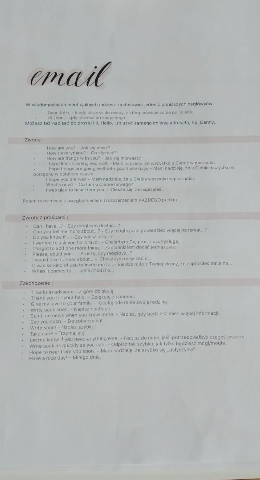 email
W wiadomościach nieoficjalnych możesz zastosować jeden z poniższych nagłówków:
Dear John, kiedy piszesz do osoby, z którą mówicie sobi