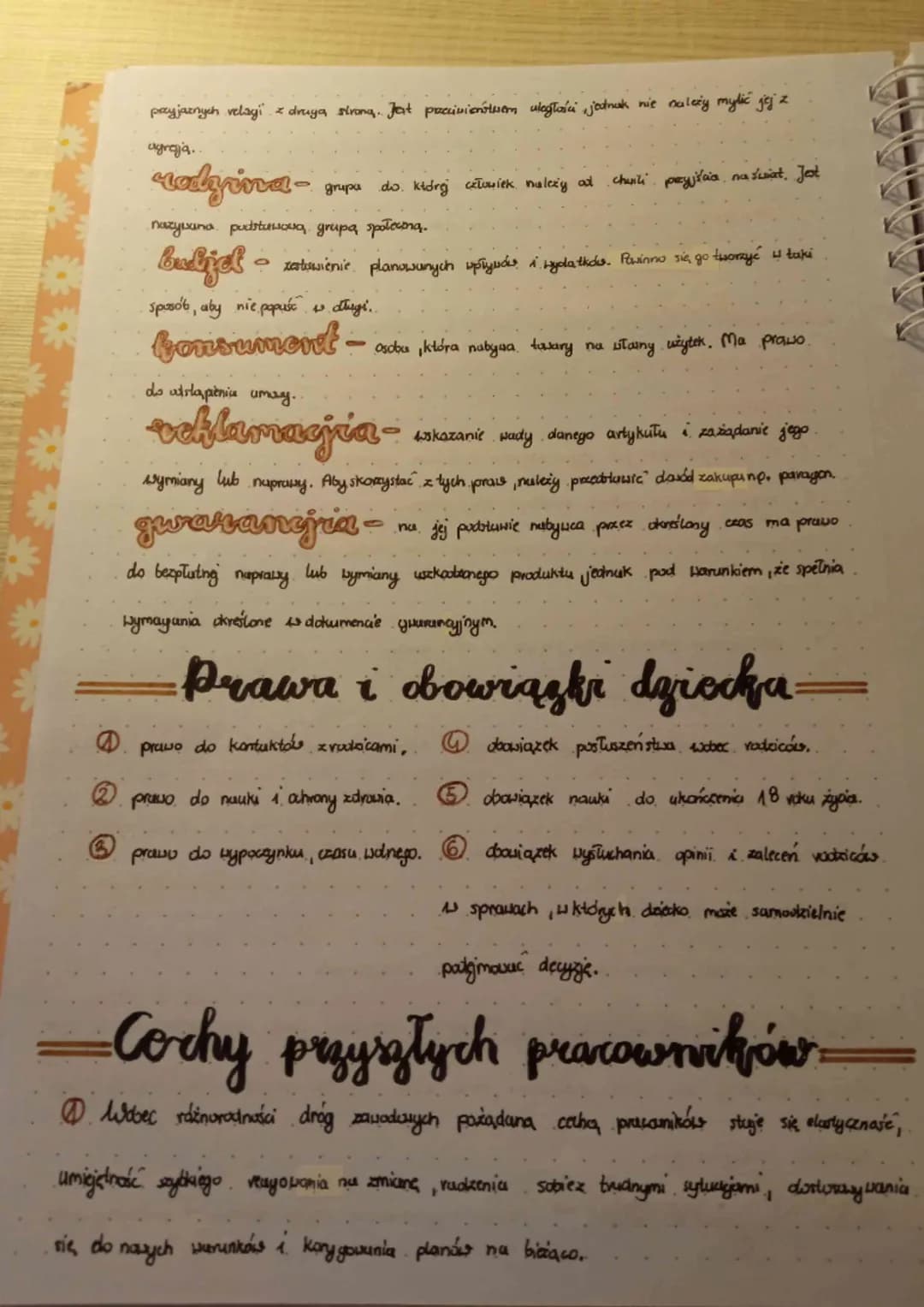 R
·preamida potrgel:
Piramide potnet" opracował amerykański psycholoy Abraham Mustas, Wyróżnit.
on kilka poziomów potrzeb osłowicka i podzie