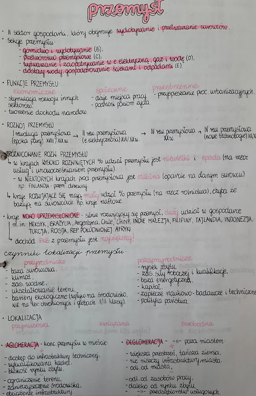 •
Przemys!
II sektor gospodarki, który obejmuje wydobywanie i przetwarzanie surowców.
Sekcje przemystu
- górnictwo i wyddaywanie (B).
-przet