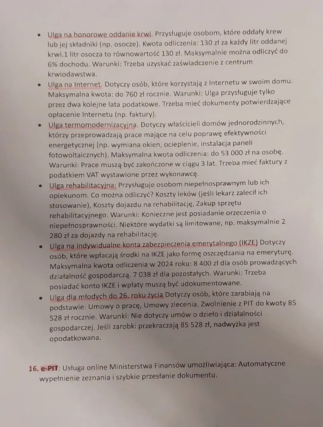 BIZ KARTKÓWKA
Podatki to obowiązkowe bezzwrotne świadczenie pieniężne pobierane przez
państwo lub inne uprawione do tego instytucje publiczn