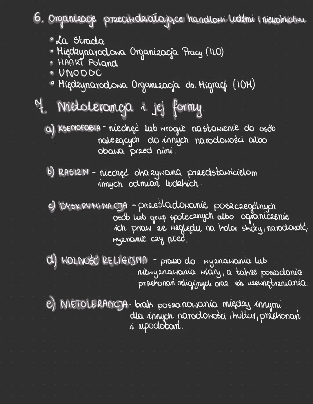 Problemy społeczne współczesnego świata-
najważniejsze informacje
1. 2jawisko: starzenie się społeczeństwa
przyczyny:
• 15:2rost przeciętnej