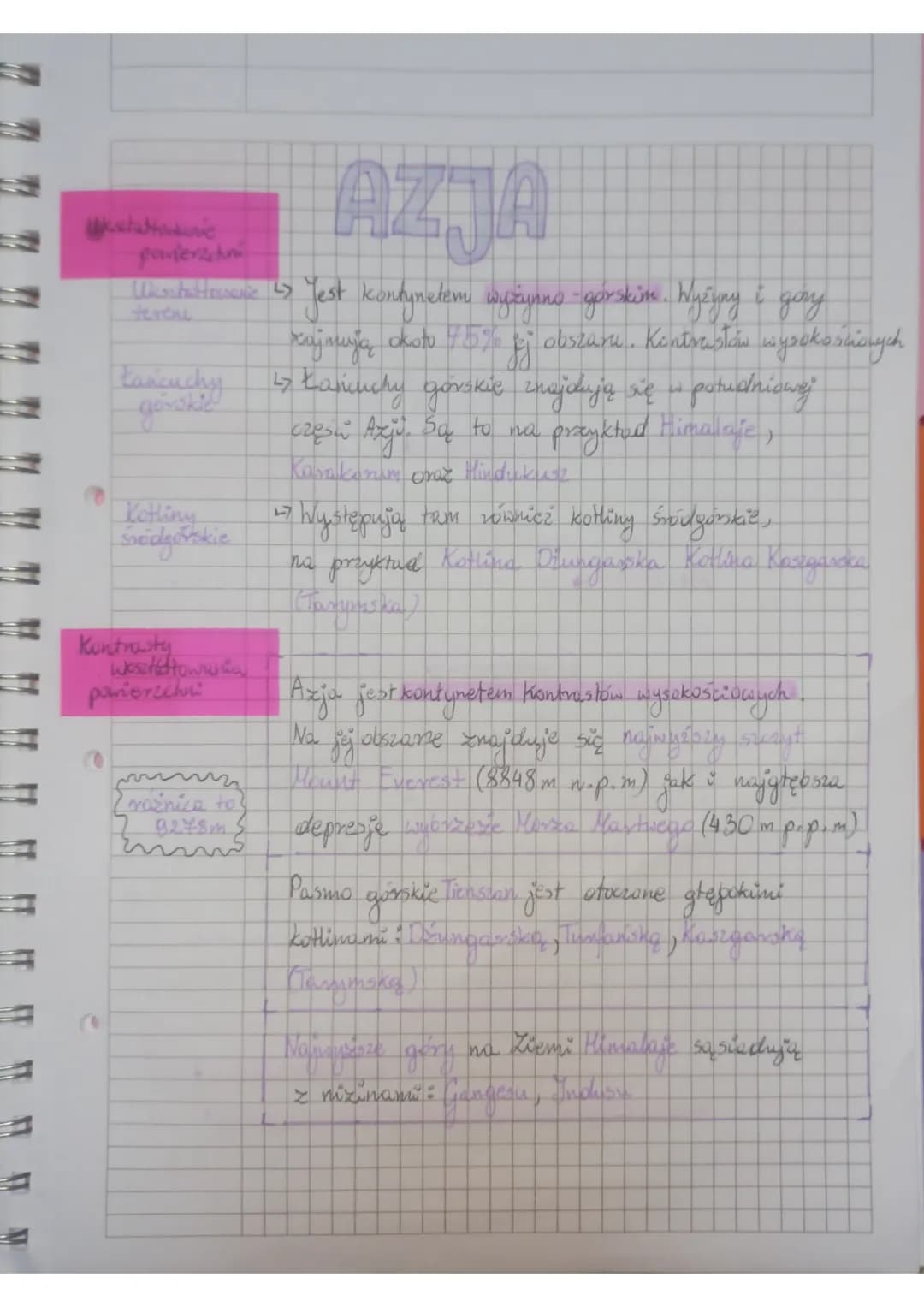 stanic
powierzchn
Whentatreene ↳5 Jest kontynetem wyżyno-gorskim. Wyżyny
swidgeńskie
Kontrasty
wastoww
powierzchni
raźnica to
{ gezam {
допу