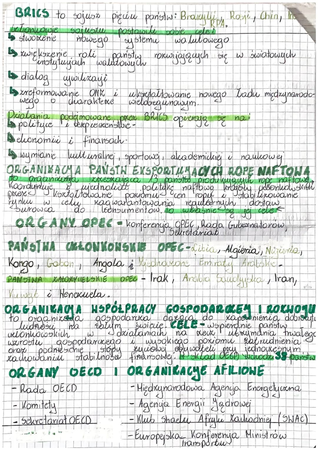 Organizaye ponadregionaline
PONADREGIONALNE INICIATYHY MIĘDZYNARODOWE O
CHARAKTERE
POLITYCZNYH
organizacje powszechne - (uniwersalne) dožo o