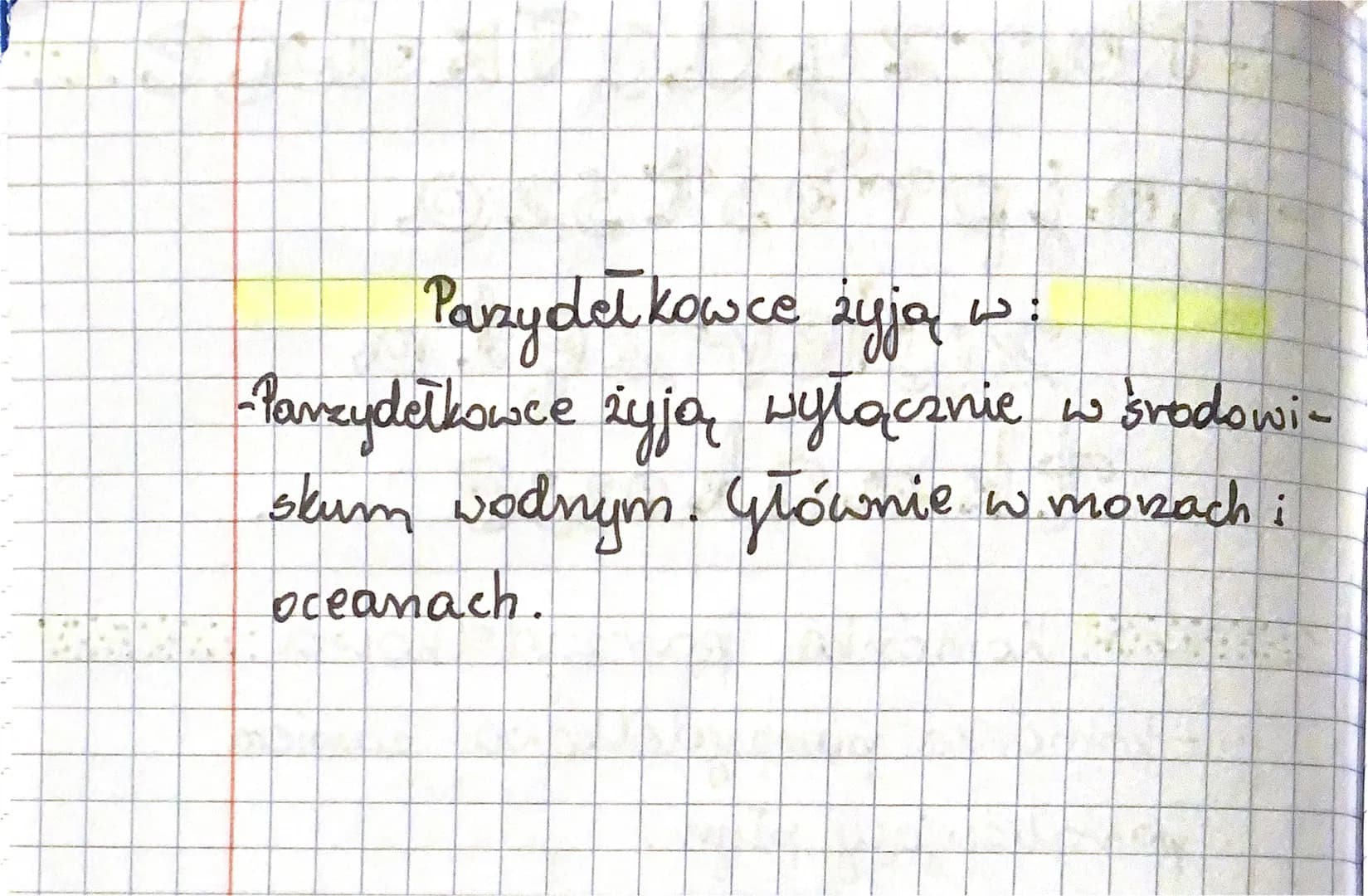 Parzyde Tkowce...
-najprostsze
zwierzęta
tkankowe
***** Komórka parzydełkowa:
- komorka parzydełkowa zawiera
paraliiujacy plyn.
- Jest
on
ws