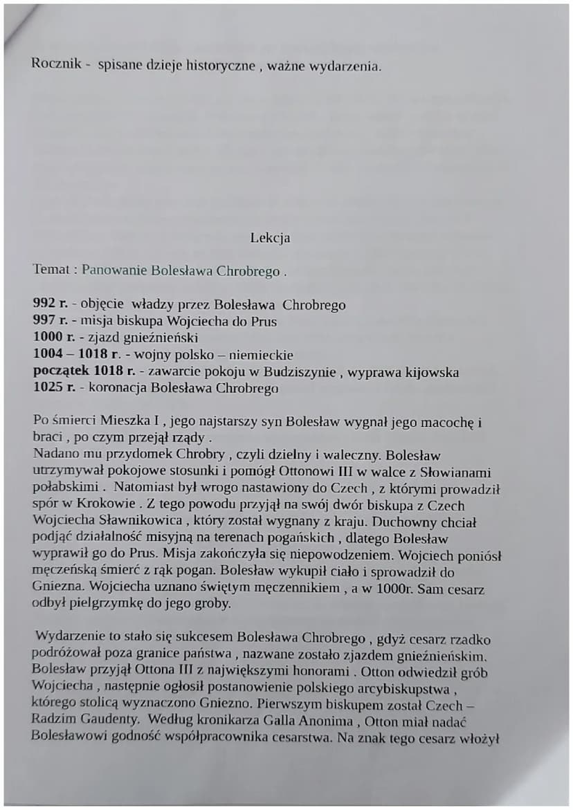 DZIAŁ V
POLSKA ZA PIERWSZYCH PIASTÓW
Lekcja
Temat: Pradzieje ziem polskich.
ok.500tys. Lat temu - najstarsze odnalezione w Polsce ślady Homo