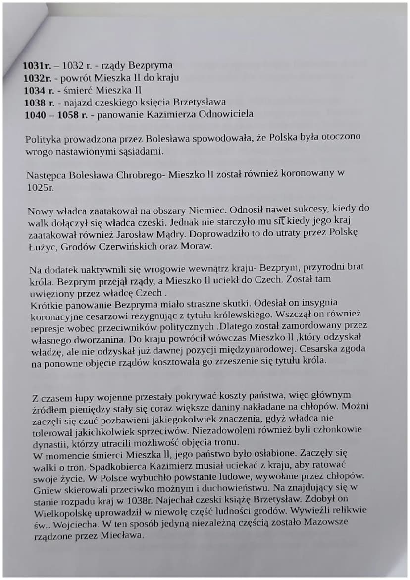 DZIAŁ V
POLSKA ZA PIERWSZYCH PIASTÓW
Lekcja
Temat: Pradzieje ziem polskich.
ok.500tys. Lat temu - najstarsze odnalezione w Polsce ślady Homo