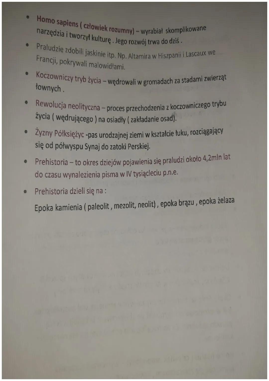 Początki historii człowieka
Teoria kreacjonizmu - wiara ludzi, że świat i oni sami są stworzeni
przez jednego lub kilku bogów.
Karol Darwin 