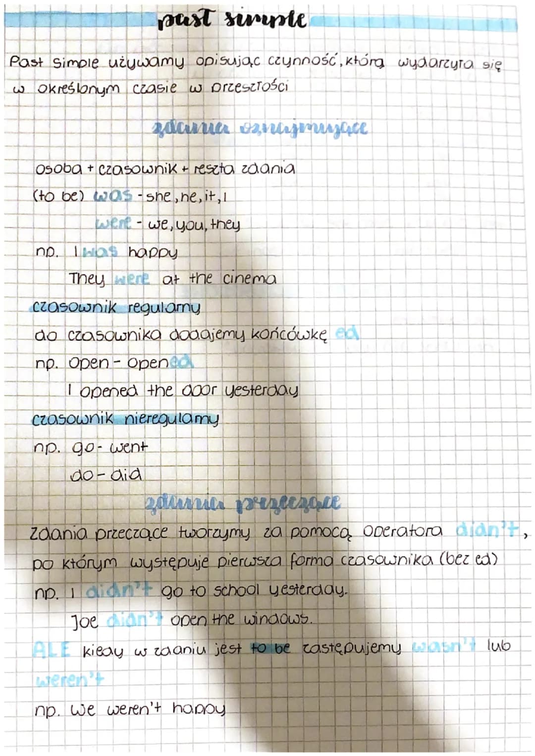 past simple
Past Simple używamy opisując czynność, którą wydarzyła się
w określonym czasie w przeszłości
zdania oznamujące
osoba + czasownik