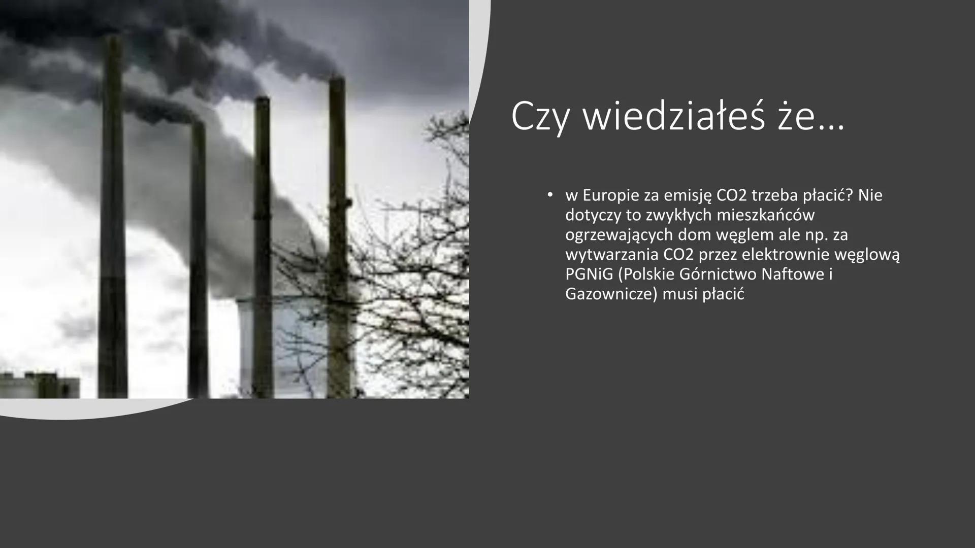 # Zanieczyszczenia
powietrza
Dzisiaj opowiem wam o
zanieczyszczeniach powietrza ich
przyczynach oraz skutkach # Smog
• Tak to zdjęcie obok