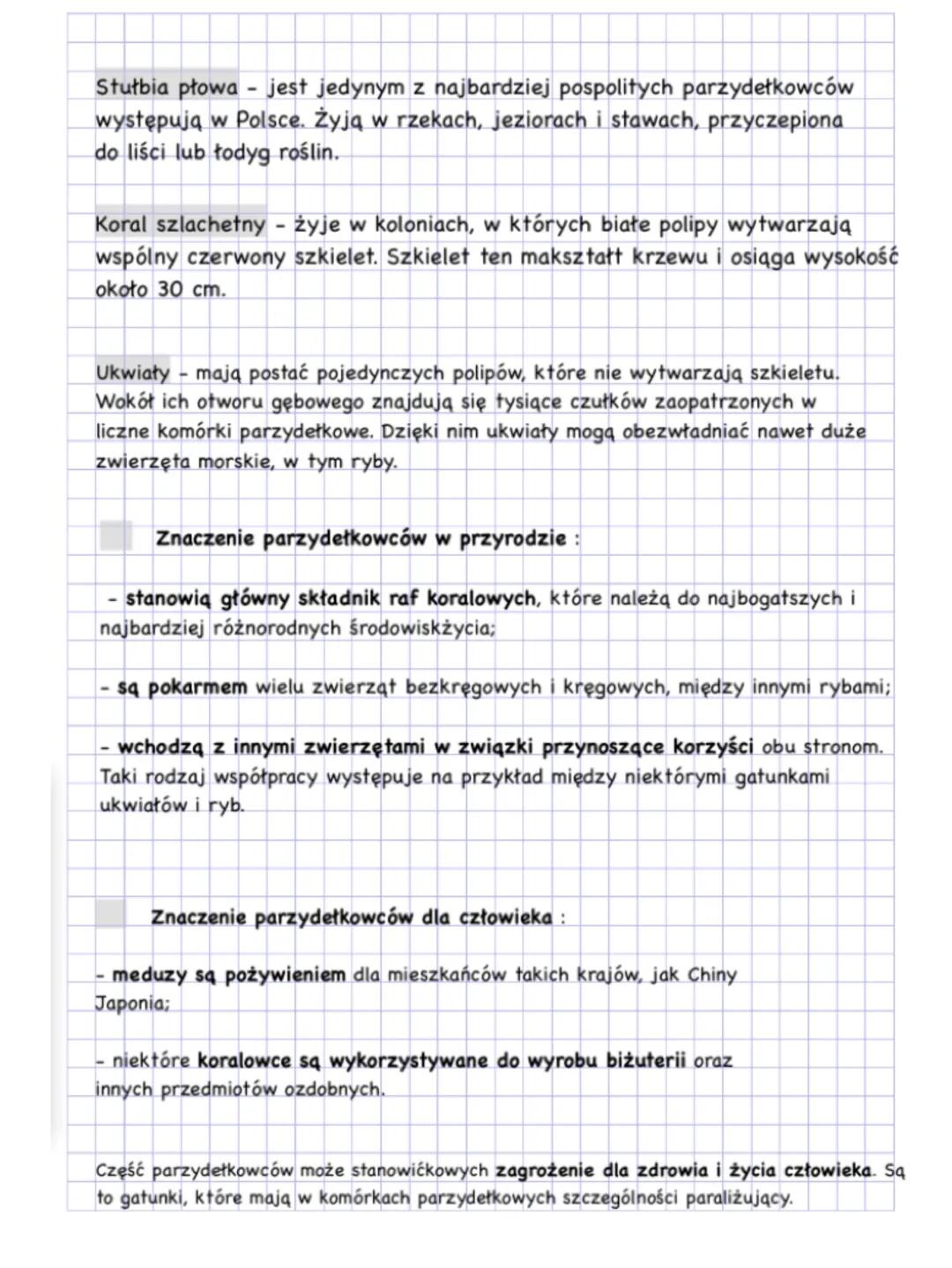 Biologia
Parzydełkowce - najprostsze
zwierzęta tkankowe.
Parzydełkowce żyją jedynie w środowisku wodnym, głównie w
morzach i oceanach. Ścian