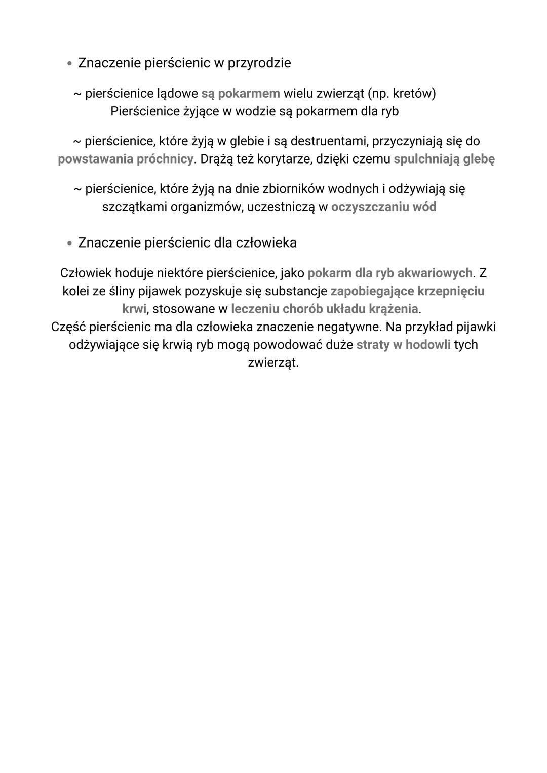 # Płazińce
• Gdzie żyją płazińce?
Zdecydowana większość płazińców to pasożyty, które żyją w
narządach wewnętrznych zwierząt kręgowych (np.