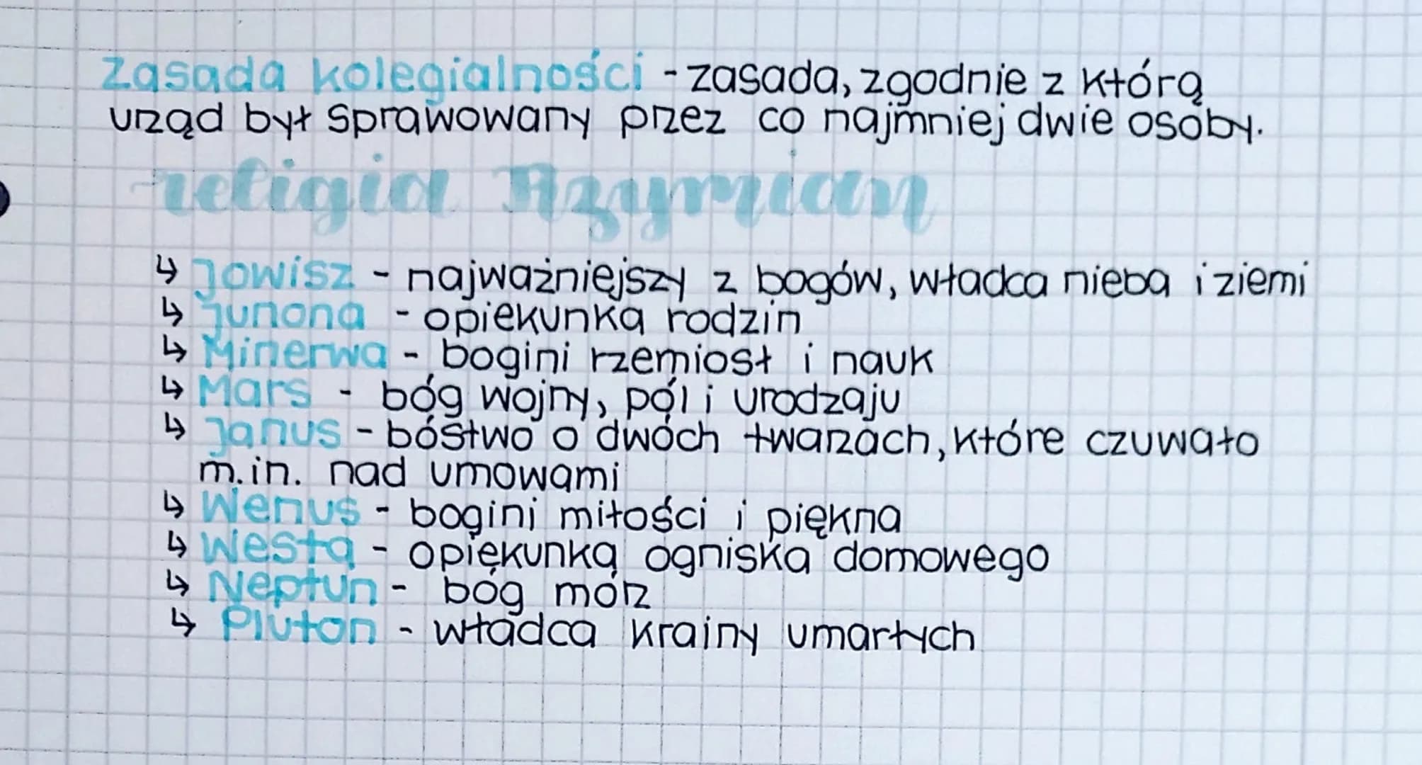 # historia
## republika
## rzymsha
### położenie geograficzne
Rzym leżał na półwyspie apeninskim w Halii w Lacjum
nad Tybrem. Półwysep Apeni