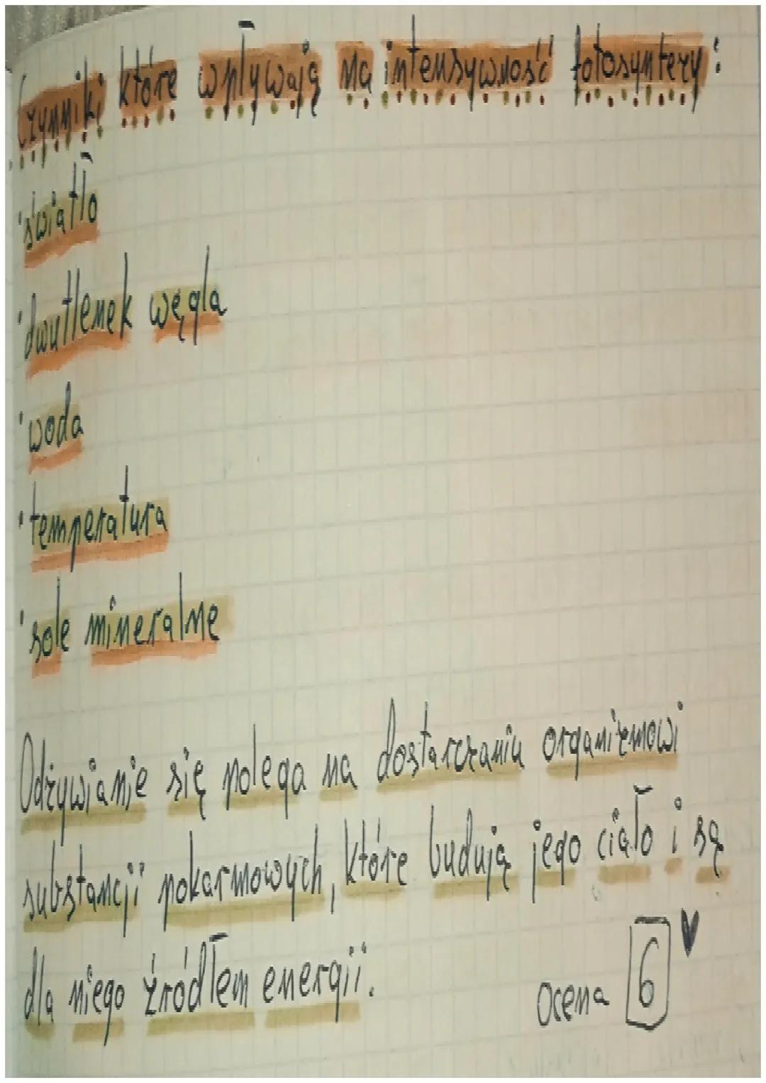 Biologia - kartkówka
Fotosynteza - proces, w ktér you z dusutlemku wegla
1
wody, z udziałem emergi s'wietlmej, powstają substancje
mokar Mio