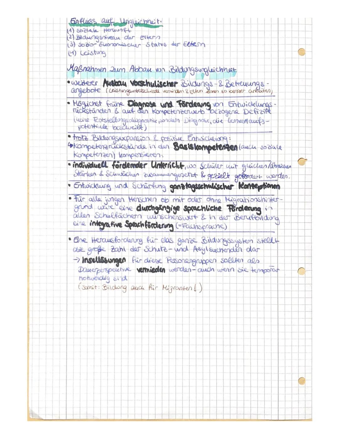 # Soziale Ungleichheit
Lo Definition: Soziale Ungleichheit
• dauerhaft ungleiche Verteilung von Ressourcen, die
im Rahmen einer Gesellscha